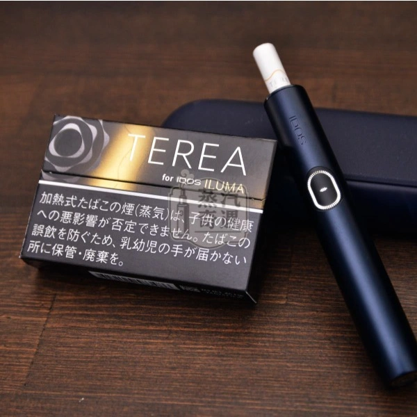 日本TEREA Black Sunshine Menthol黑冰柑橘 IQOS ILUMA專用-放在桌上
